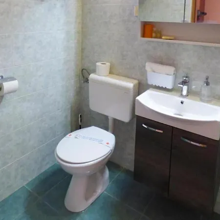 Adria Apartment *