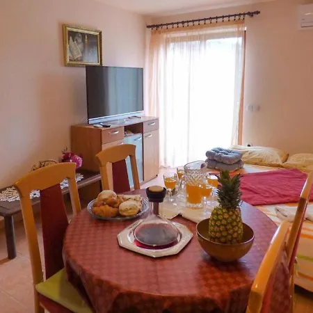 Apartment Adria *