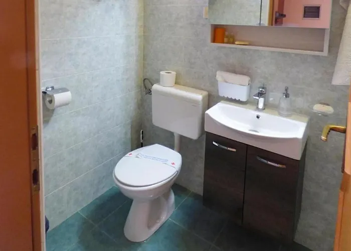Adria Apartman *