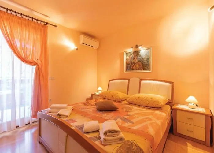 Adria Apartman *