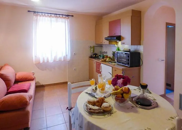 Adria Apartman *
