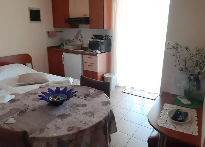 Adria Apartman *
